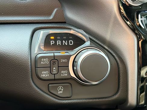 New 2026 RAM 1500 Big Horn AWD/4WD image 23