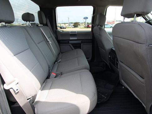 Used 2018 Ford F150 XLT w/ Equipment Group 302A Luxury AWD/4WD image 10