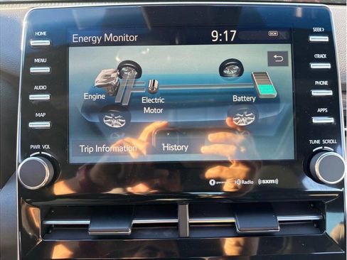 Used 2020 Toyota Avalon XLE image 11