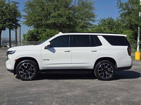 Used 2021 Chevrolet Tahoe RST w/ Luxury Package AWD/4WD image 4
