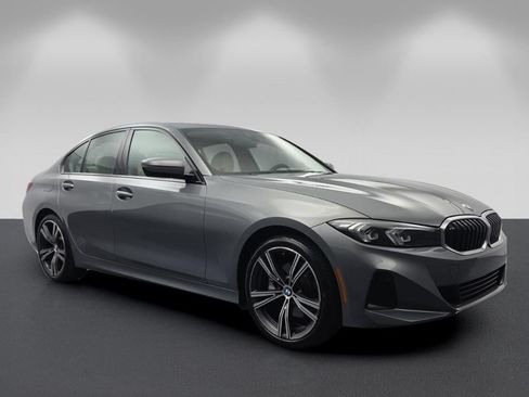 Used 2023 BMW 330i Sedan w/ Driving Assistance Package RWD image 1