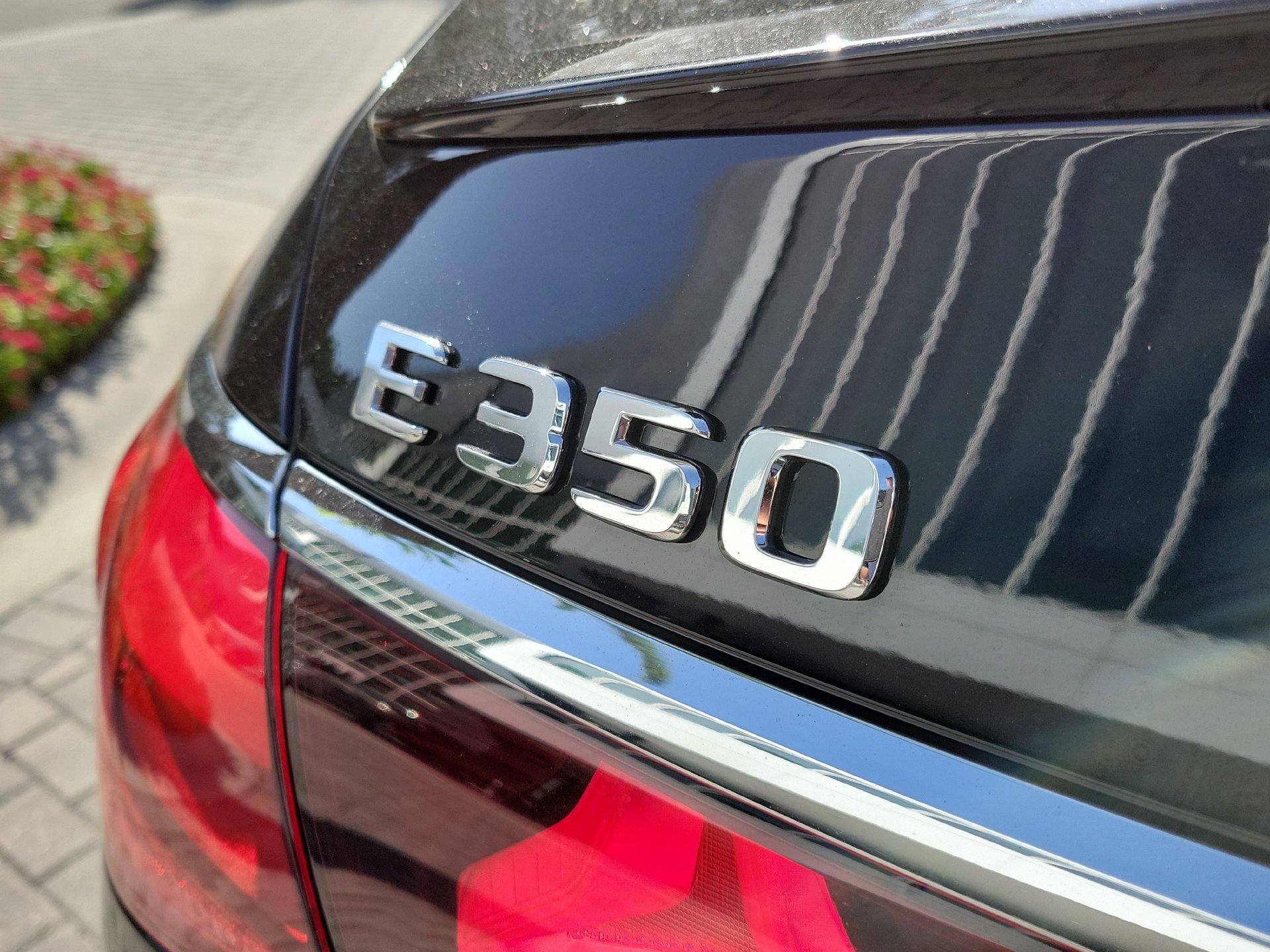 Used 2025 Mercedes-Benz E 350 Sedan w/ Winter Package image 12