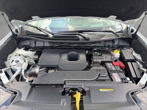 Used 2025 Nissan Murano Platinum AWD/4WD image 21