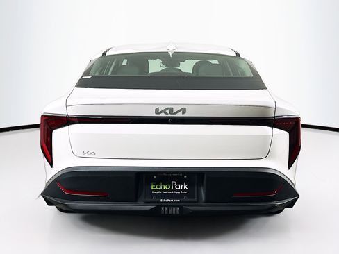 Used 2025 Kia K4 LXS image 7