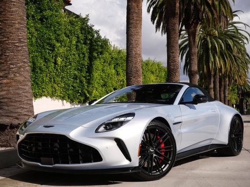 New 2026 Aston Martin V8 Vantage image 13