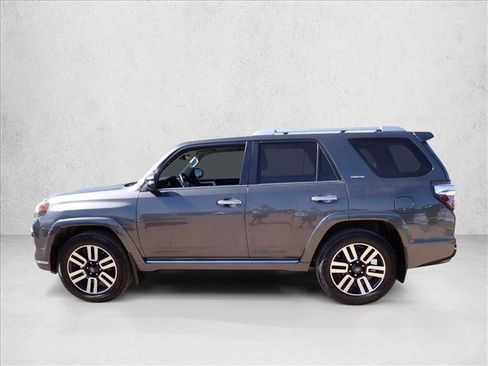 Used 2016 Toyota 4Runner Limited AWD/4WD image 2