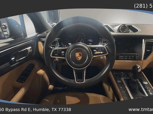 Used 2018 Porsche Macan Sport Edition AWD/4WD image 10
