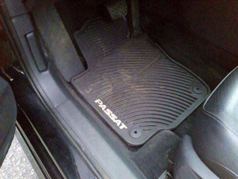 Used 2012 Volkswagen Passat 2.5 SE FWD image 7