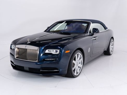 Certified 2016 Rolls-Royce Dawn image 10