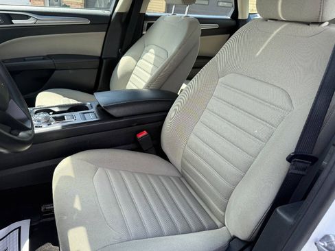Used 2019 Ford Fusion S FWD image 9