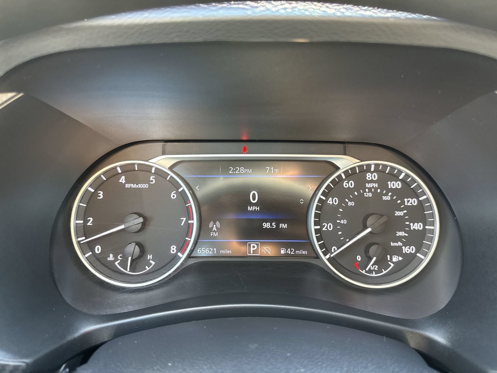 Used 2024 Nissan Sentra SV FWD image 16