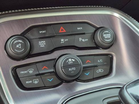 Used 2016 Dodge Challenger R/T Scat Pack RWD image 12