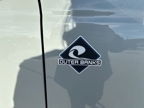 Used 2022 Ford Bronco Outer Banks image 16