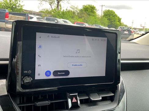 Used 2023 Toyota Corolla LE image 31