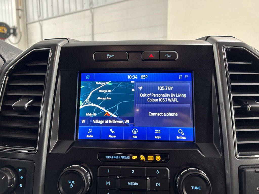 Certified 2021 Ford F250 XLT w/ XLT Premium Package AWD/4WD image 18