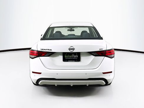 Used 2024 Nissan Sentra SV image 7