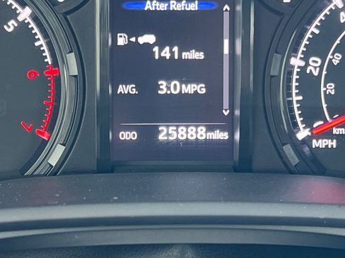 Certified 2024 Toyota 4Runner SR5 Premium image 26