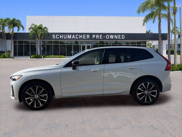 Used 2024 Volvo XC60 B5 Plus w/ Protection Package AWD/4WD image 4
