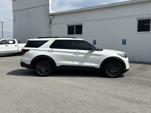 Used 2025 Ford Explorer ST w/ Sun And Sound Package image 2