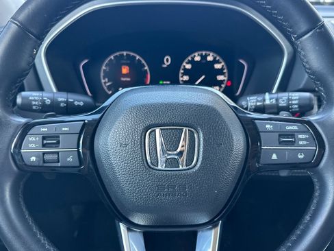 Used 2025 Honda Pilot EX-L image 24