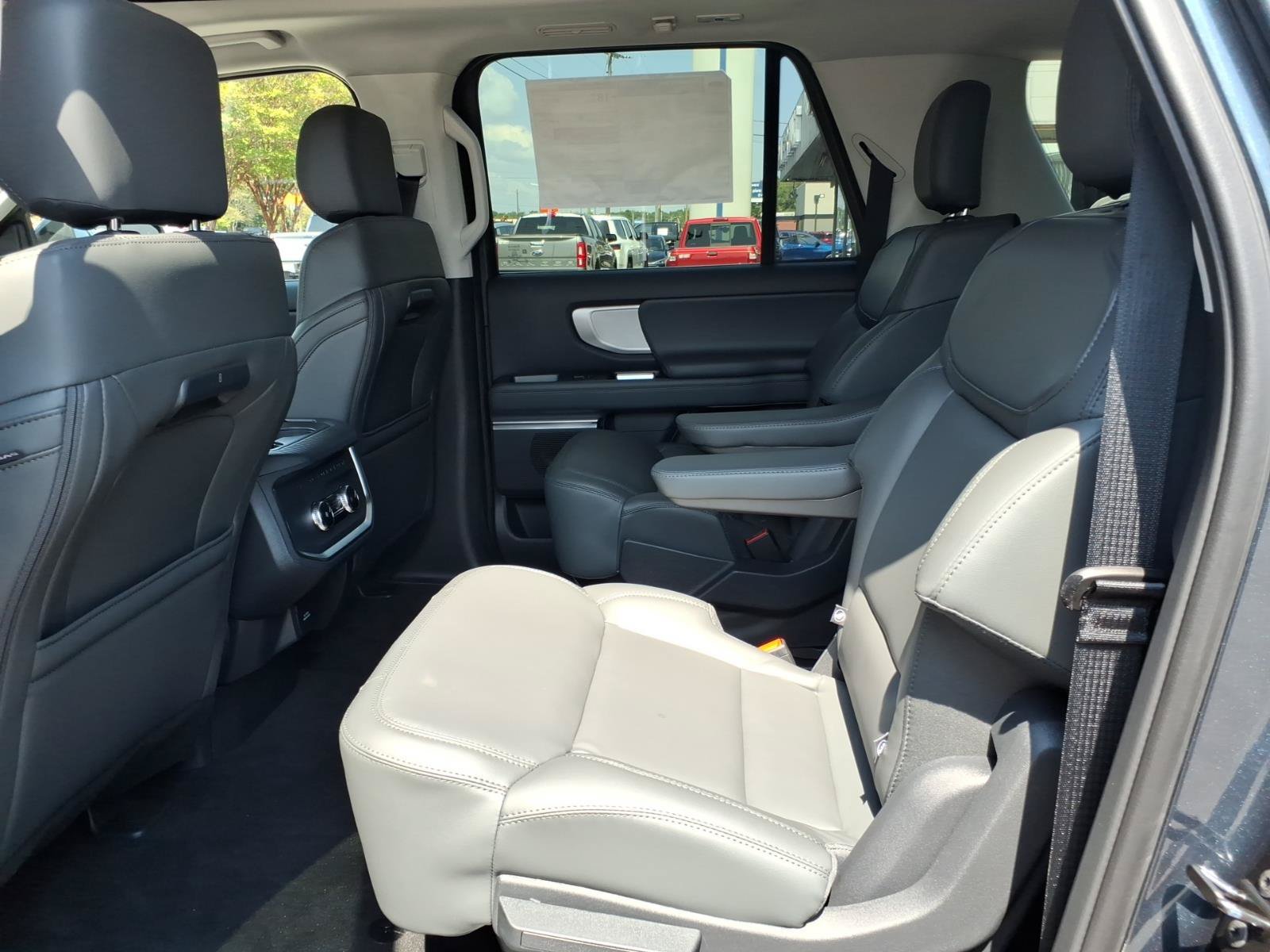 New 2026 Ford Expedition Max Active AWD/4WD image 11