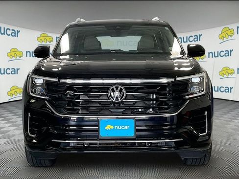 Used 2024 Volkswagen Atlas SEL Premium R-Line AWD/4WD image 2
