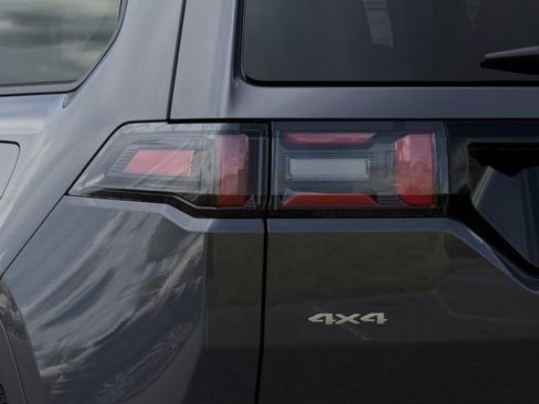 New 2026 Jeep Cherokee Overland image 9