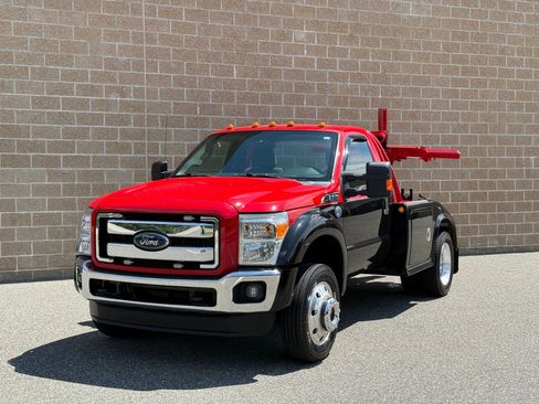Used 2014 Ford F450 XL w/ Power Equipment Group image 2