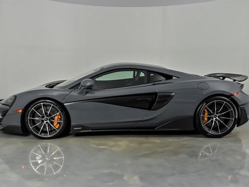 Used 2019 McLaren 600LT RWD image 7