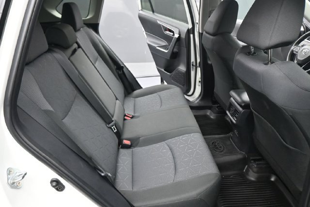 Used 2025 Toyota RAV4 XLE w/ Convenience Package AWD/4WD image 16