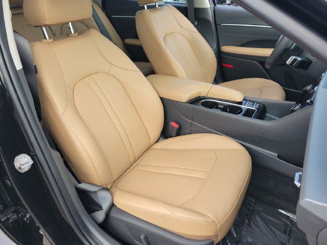 Used 2024 Hyundai Sonata Limited FWD image 25