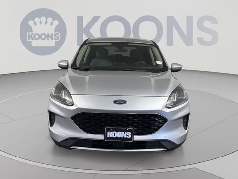 Used 2020 Ford Escape SE FWD image 11