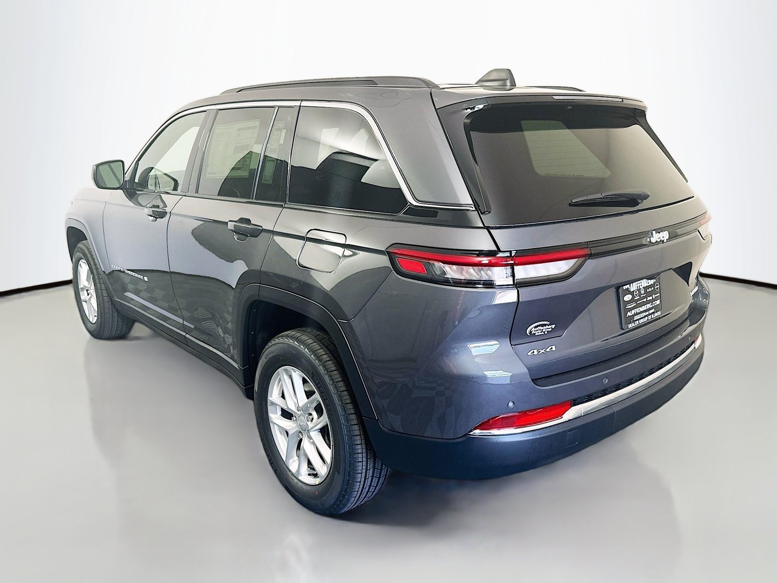 New 2026 Jeep Grand Cherokee Laredo X AWD/4WD image 5
