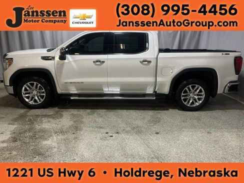 Used 2022 GMC Sierra 1500 SLT w/ SLT Premium Plus Package AWD/4WD image 1