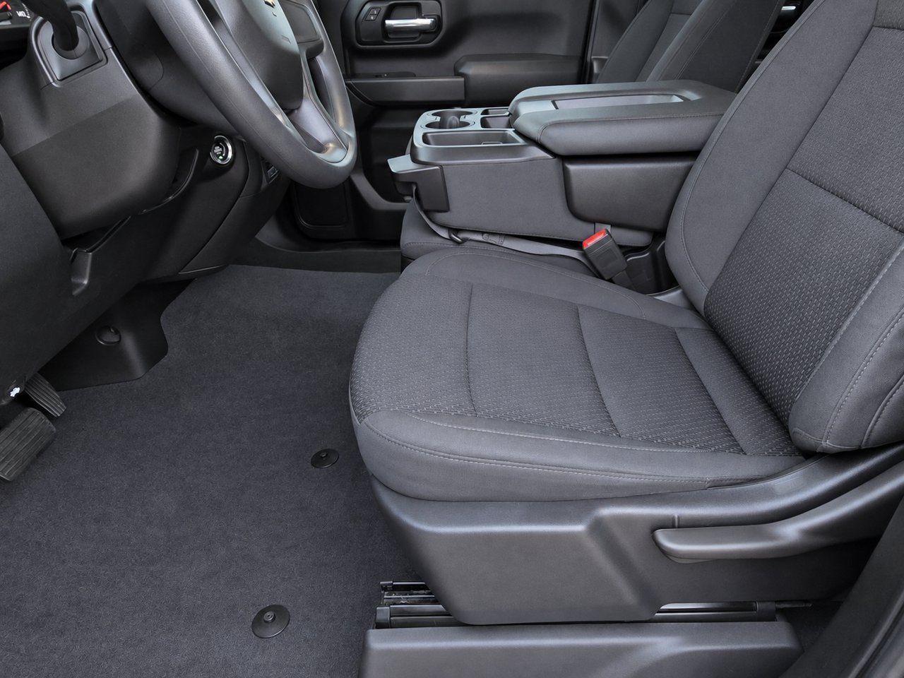 Certified 2025 Chevrolet Silverado 2500 Custom AWD/4WD image 17