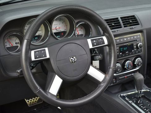 Used 2008 Dodge Challenger SRT8 image 24