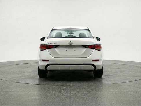 Used 2025 Nissan Sentra SV image 7