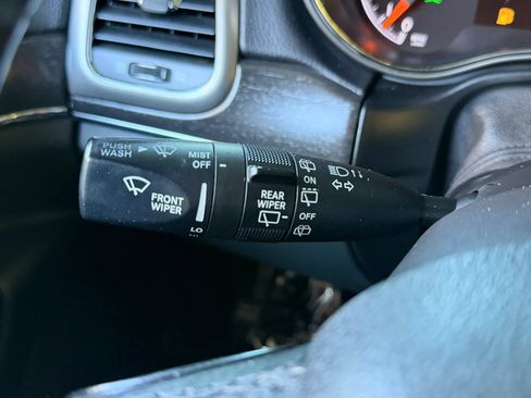 Used 2018 Jeep Grand Cherokee Limited AWD/4WD image 37
