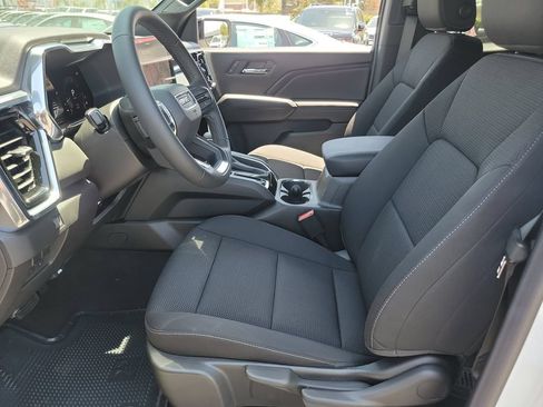 New 2026 GMC Canyon Elevation RWD image 9