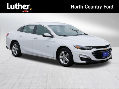 Used 2024 Chevrolet Malibu LT FWD image 1