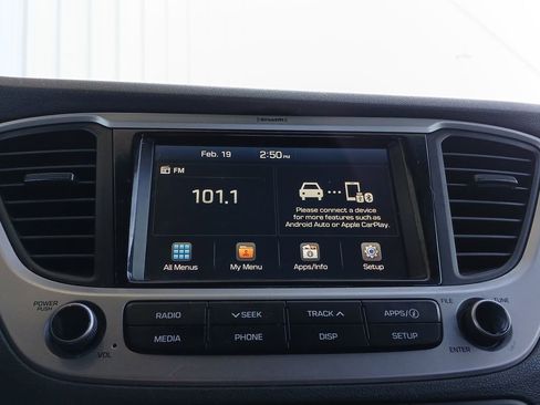 Used 2020 Hyundai Accent SEL image 13