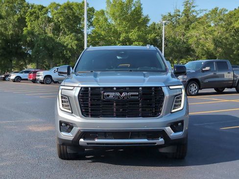 New 2026 GMC Yukon XL Denali w/ Denali Reserve Package AWD/4WD image 9