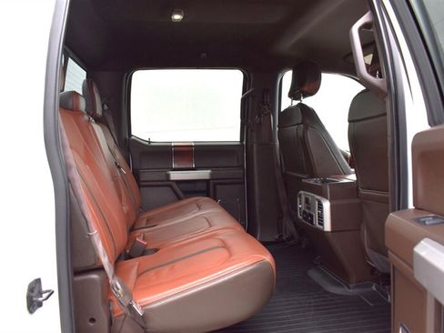 Used 2018 Ford F150 King Ranch w/ Equipment Group 601A Luxury AWD/4WD image 34