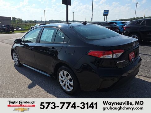 Used 2024 Toyota Corolla LE FWD image 6