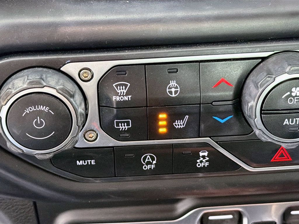 Used 2022 Jeep Wrangler Unlimited Sport AWD/4WD image 32