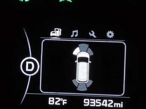 Used 2018 Kia Sedona EX FWD image 25