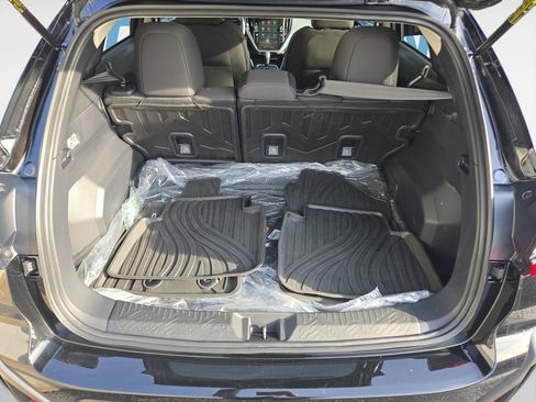 Used 2026 Subaru Crosstrek 2.0i Premium image 16