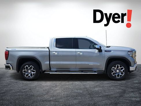 Used 2025 GMC Sierra 1500 SLT w/ SLT Premium Package AWD/4WD image 2