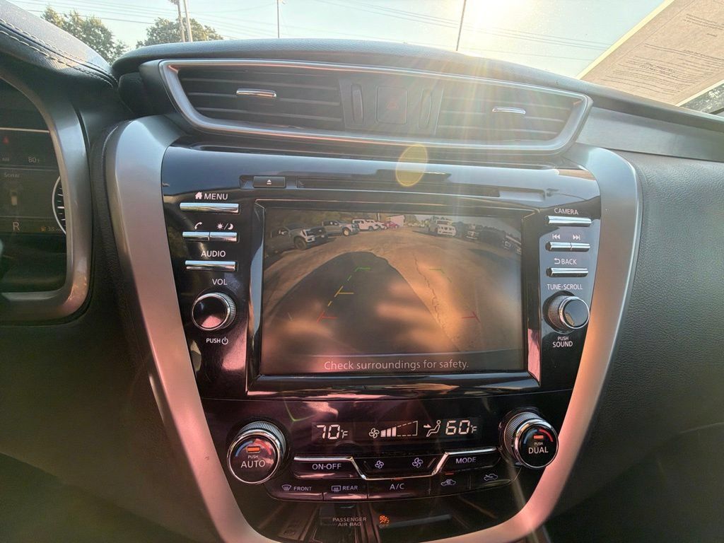 Used 2023 Nissan Murano SV AWD/4WD image 22