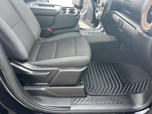 Used 2024 Chevrolet Silverado 1500 Custom image 22